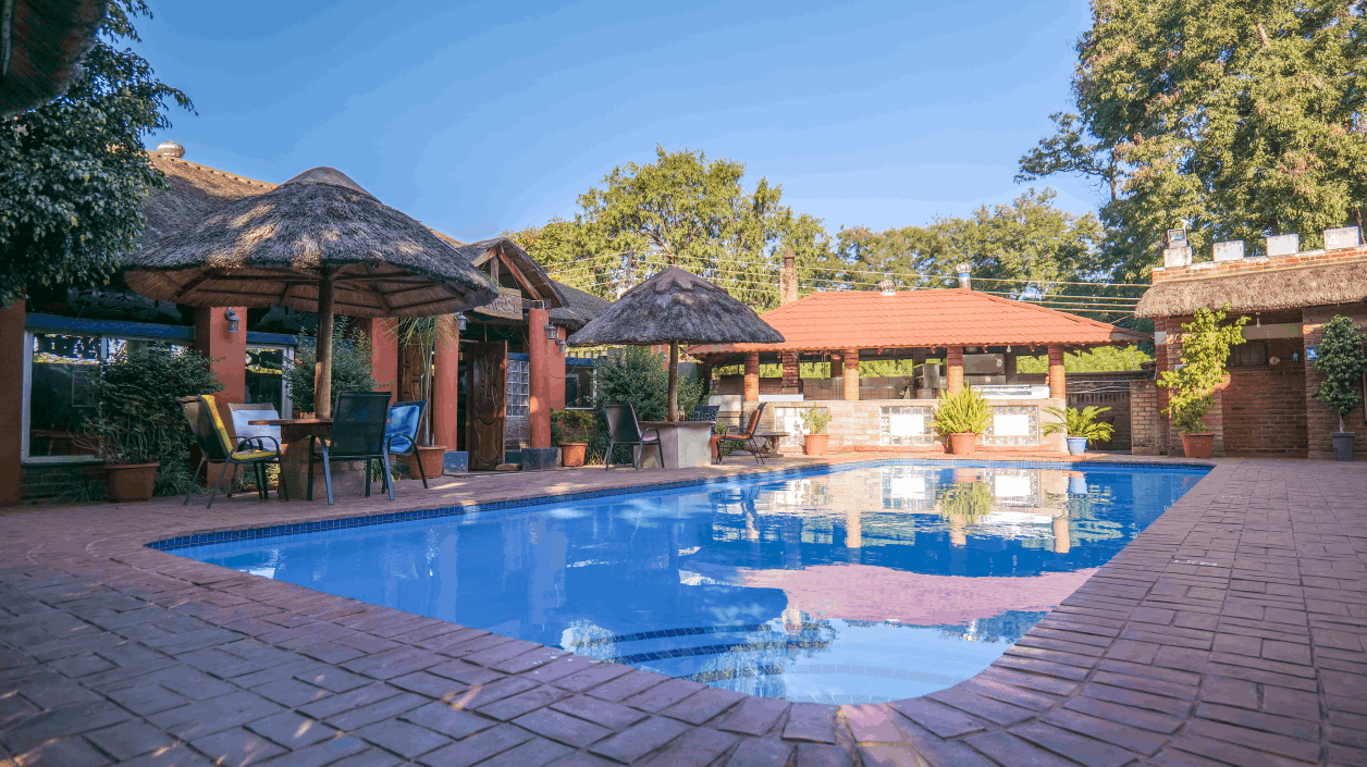 Swimming Pool and Restaurant around Korea Garden Lodge
